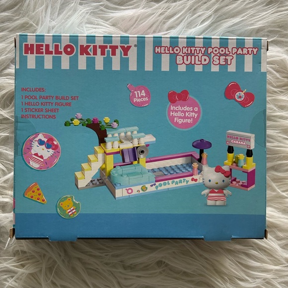 Hello Kitty Pool Party Blocks - Picture 2 of 2